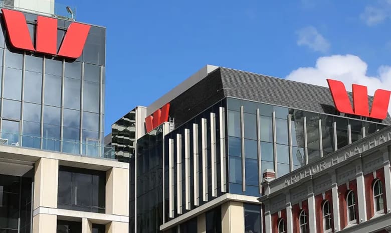 Commercial Cleaning 7 banks cleaning